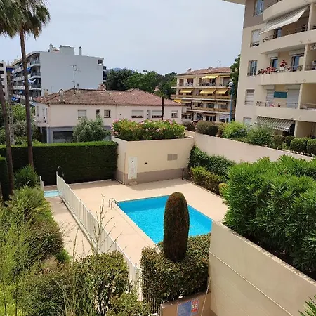 Apartment Superbe T2 En Plein Centre Avec Piscine Mandelieu-la-Napoule